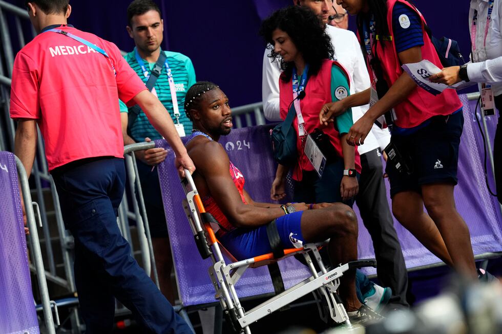 Noah Lyles, diagnosed with COVID, wins bronze in men’s 200m final