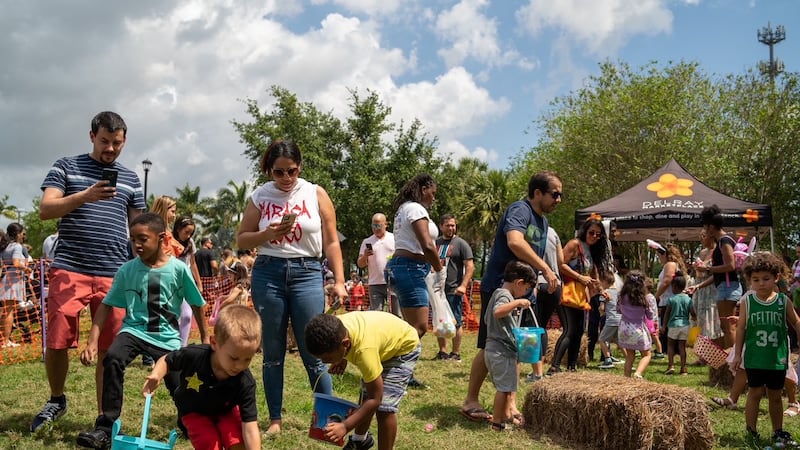 Delray Marketplace Easter Egg Hunt