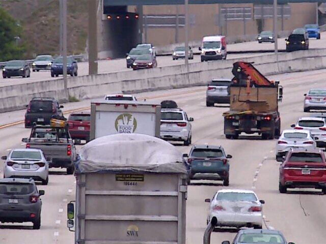 Florida car insurance rates still accelerating, forcing 'panic shopping' - Vimarsana News